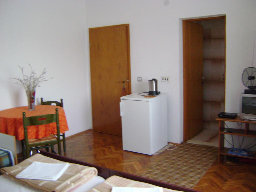 Apartments Radulovic Біоград-на-Мору Номер фото
